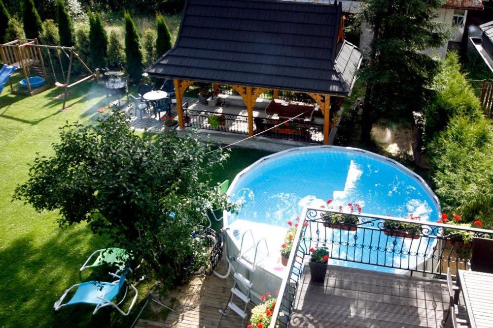 Apartamenty I Pokoje Krupowki Tuz Tuz Zakopane Ngoại thất bức ảnh